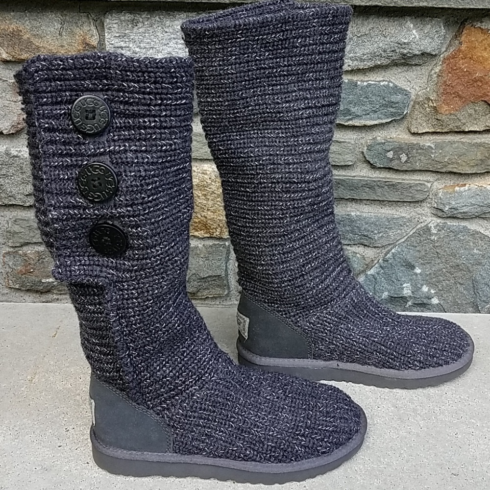 ***SOLD*** Ugg classic cardy button tall boots